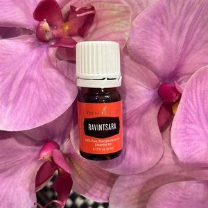 RAVINTSARA ESSENTIAL OIL 5ml